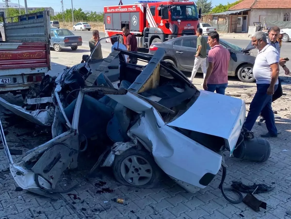 Malatya'da Trafik Kazası: 1 Ölü, 1 Yaralı