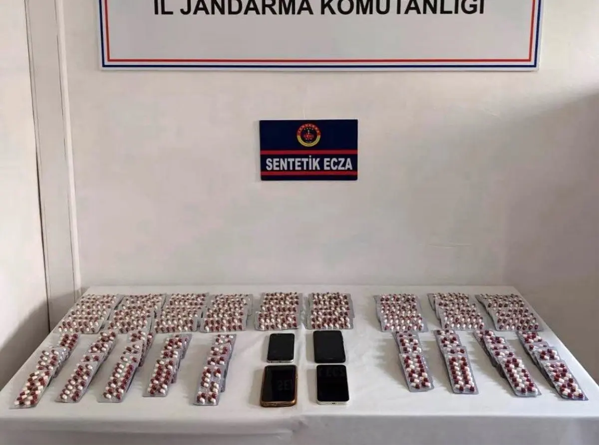 Manisa'da Sentetik Hap Operasyonu: 5 Tutuklama