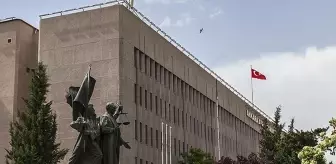 Para karşılığı FETÖ dosyalarını kapatan katibe 1190 yıl hapis talebi