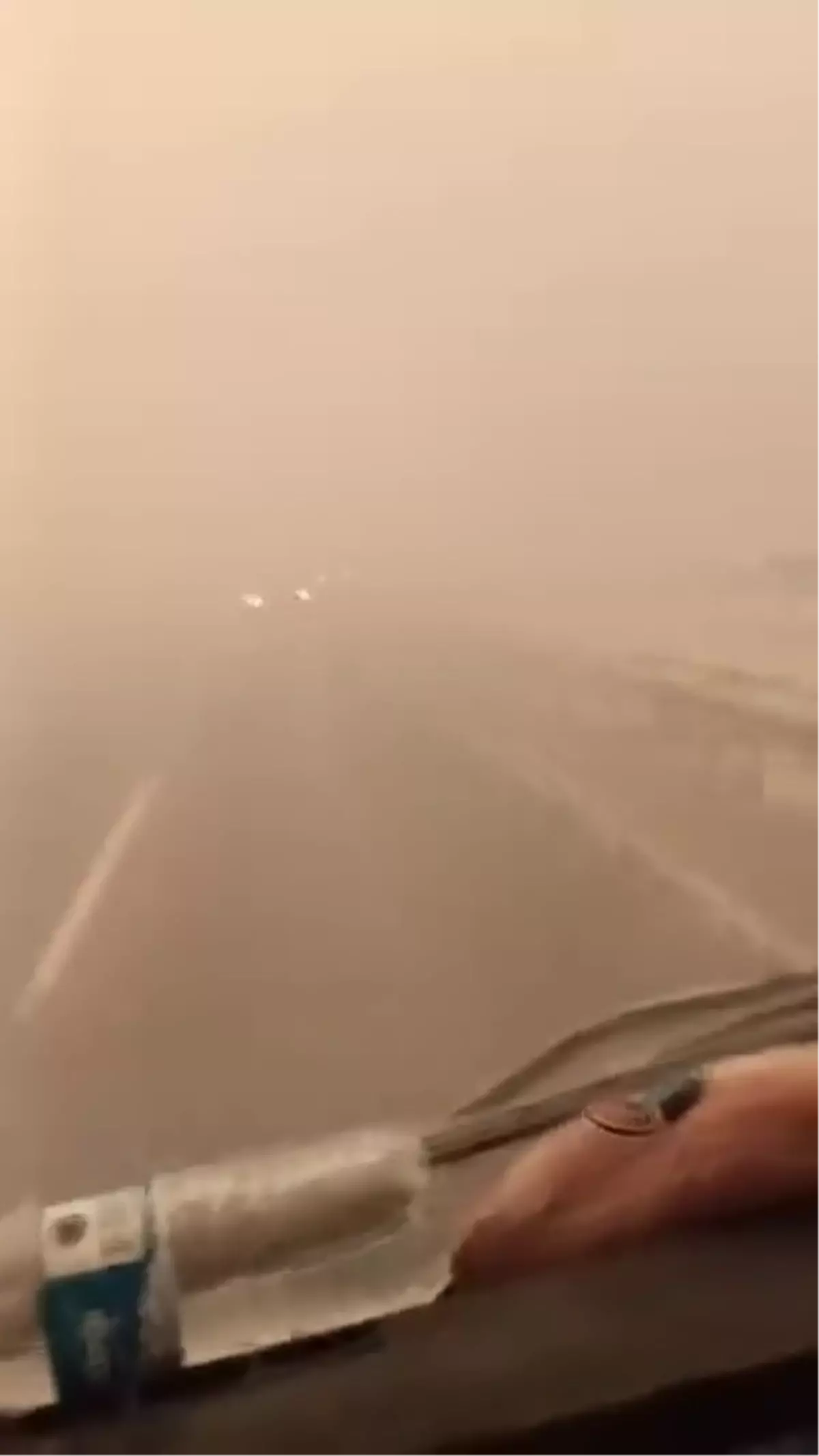 Sakarya'da Yangın Büyüyor, Yerleşim Yerleri Tehdit Altında