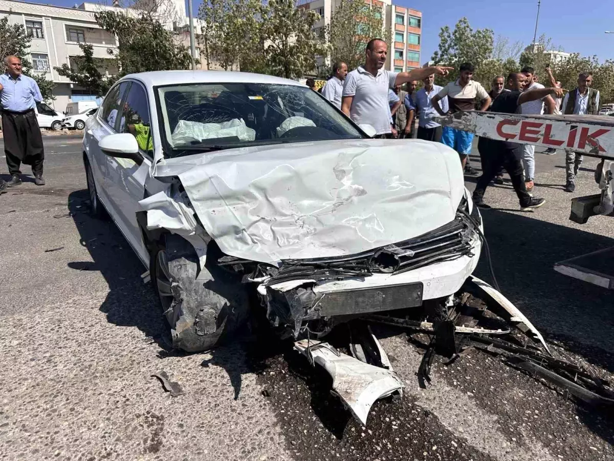 Şanlıurfa'da Trafik Kazası: 1 Ölü, 4 Yaralı