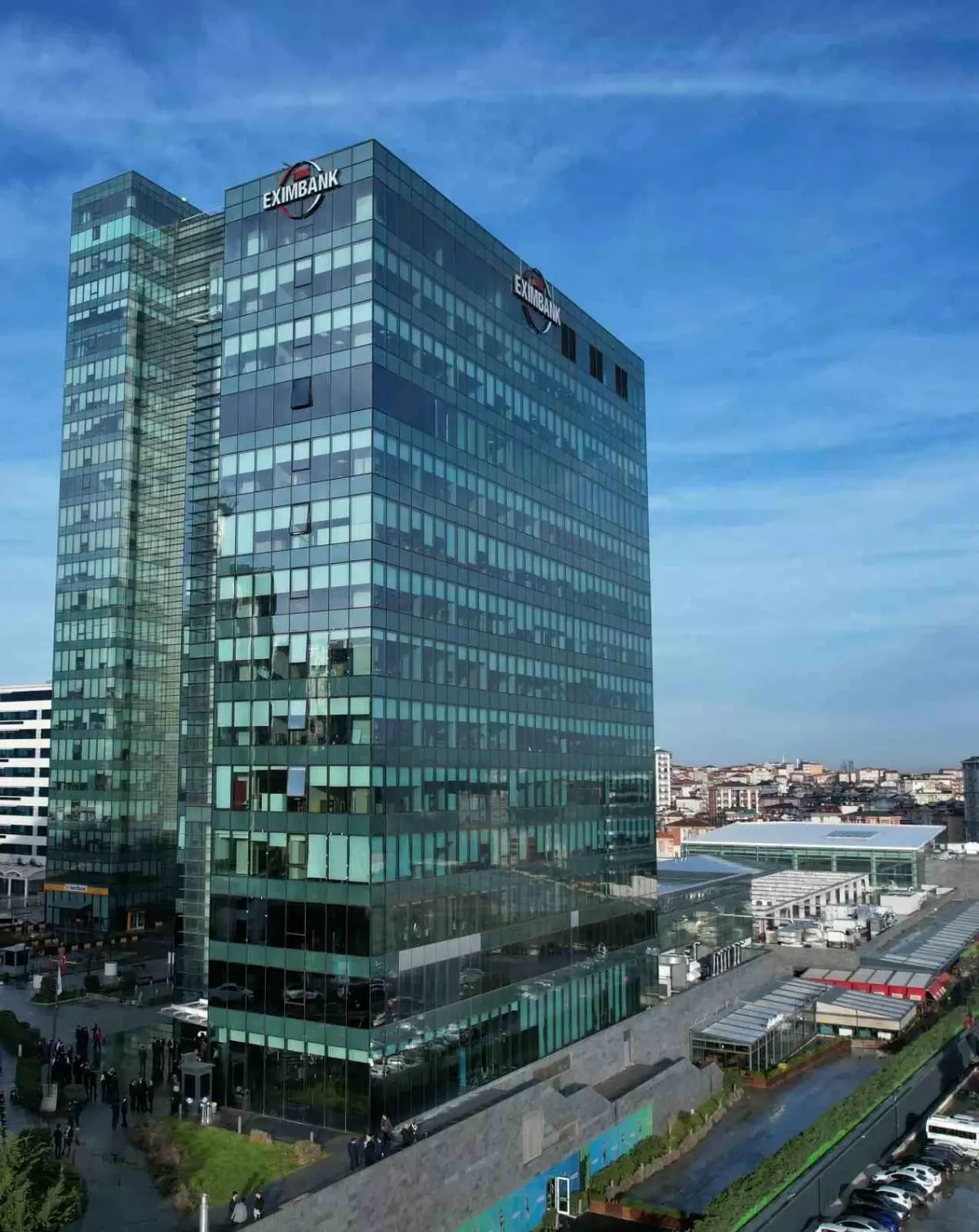 Türk Eximbank, Yeşil Dönüşüm İçin İki Uluslararası Krediyi Onayladı