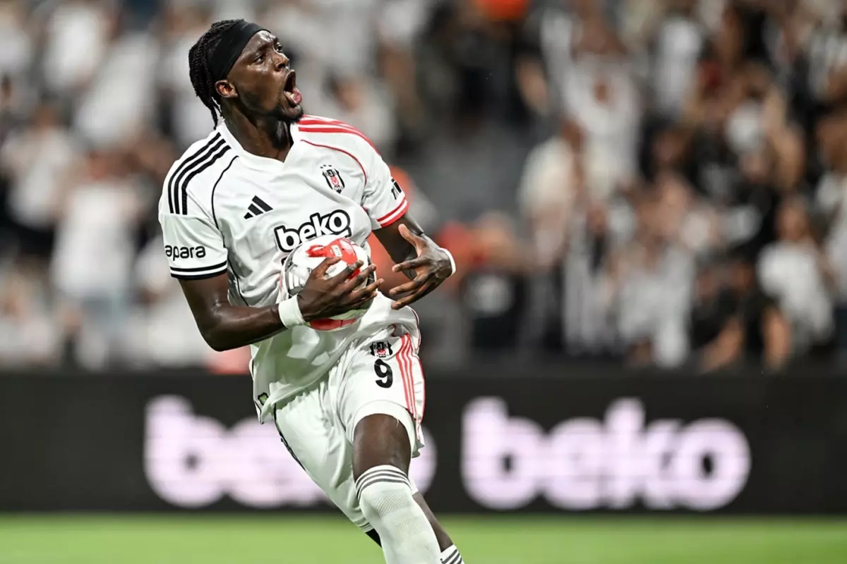 Abraham'dan Shakhtar Donetsk'e tepki: Tur bitmiş gibi sevindiler, onlara göstereceğiz