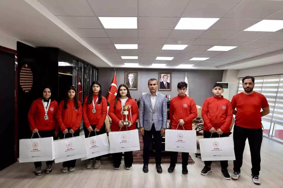 Adıyamanlı Sporcular Havalı Silahlar Kupası'nda Başarı Elde Etti