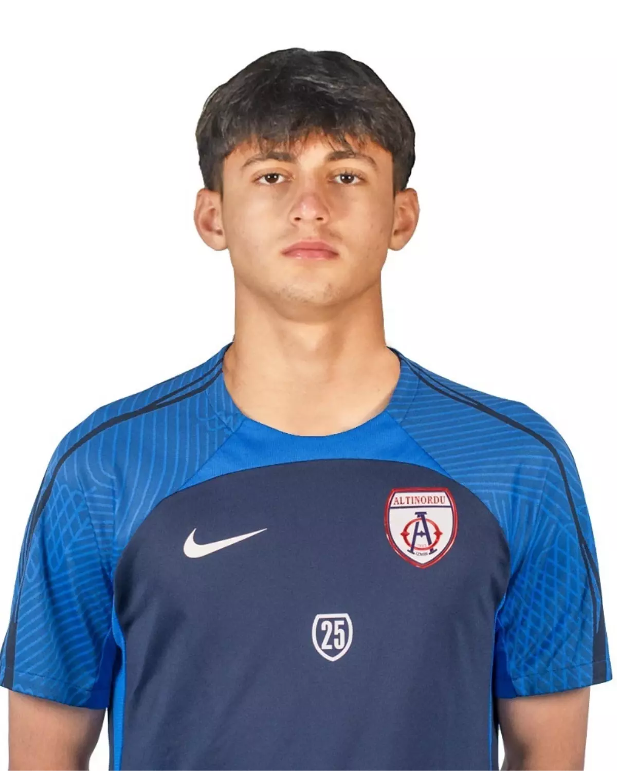 Altınordu'da İki Futbolcuya İzin Verildi