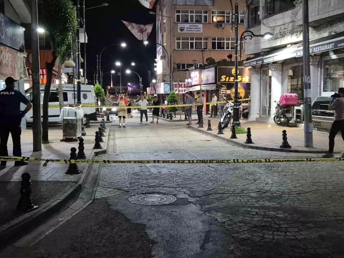 Amca, Yeğenini Tabancayla Vurarak Oldurdu