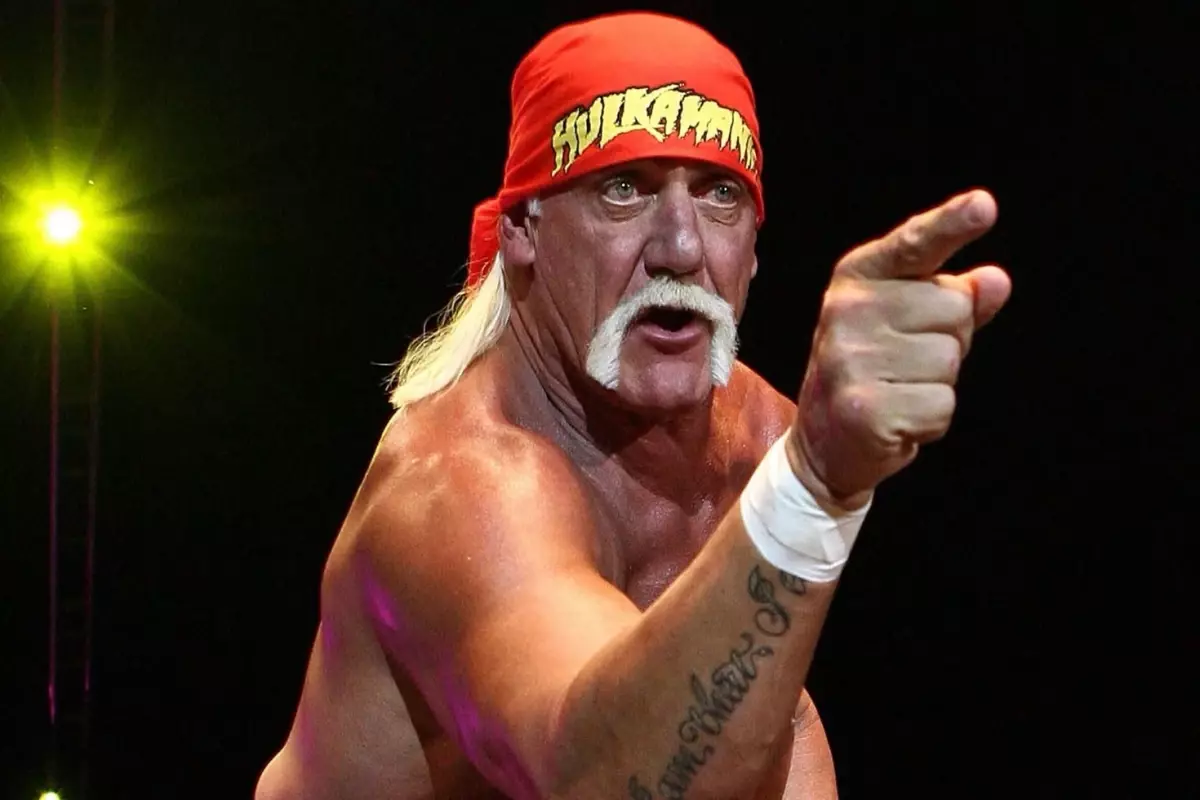 Amerikan güreşinin efsanesi Hulk Hogan, 71 yaşında hayatını kaybetti