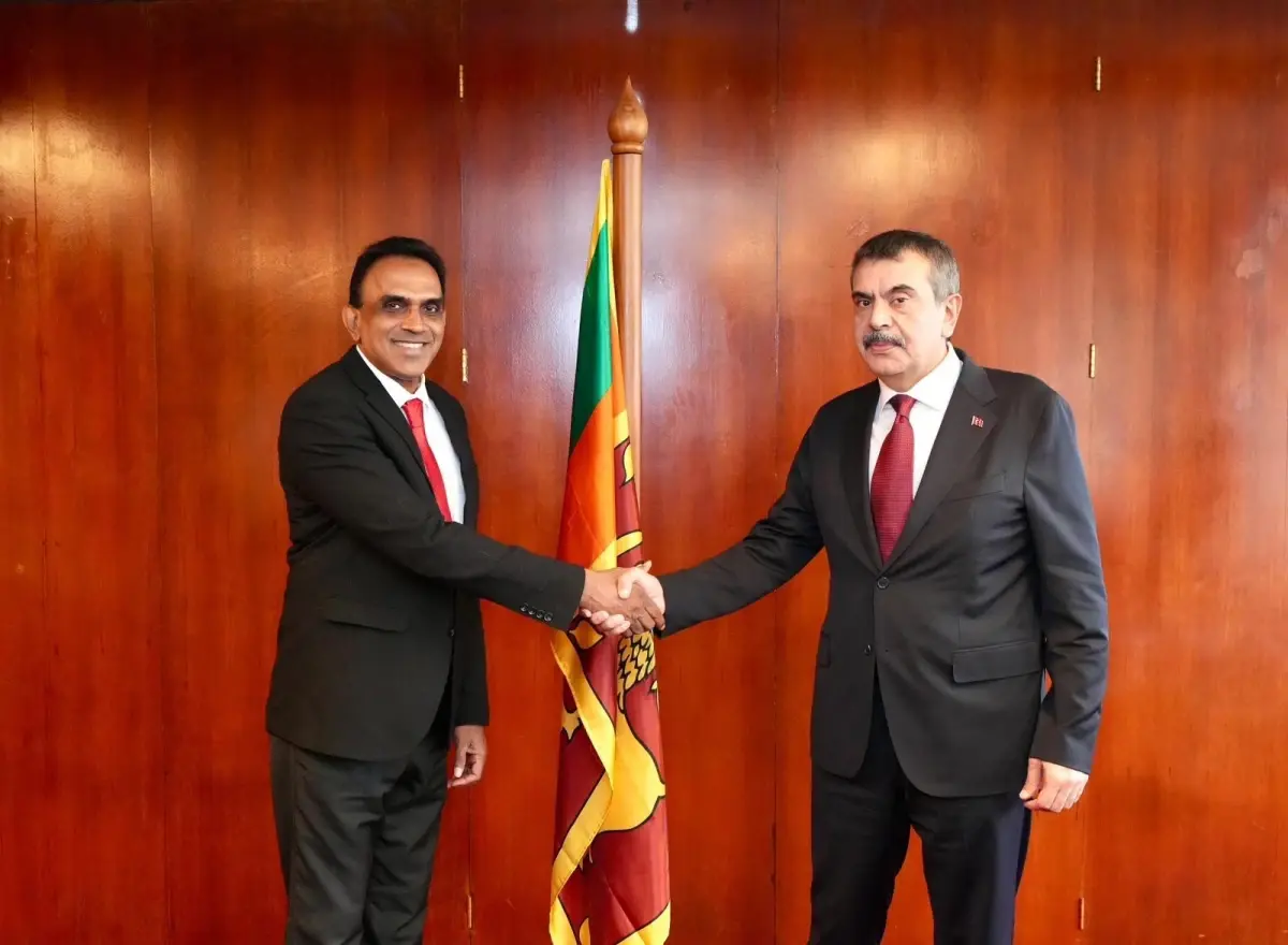 Milli Eğitim Bakanı Yusuf Tekin, Sri Lanka Bilim ve Teknoloji Bakanı ile Görüştü