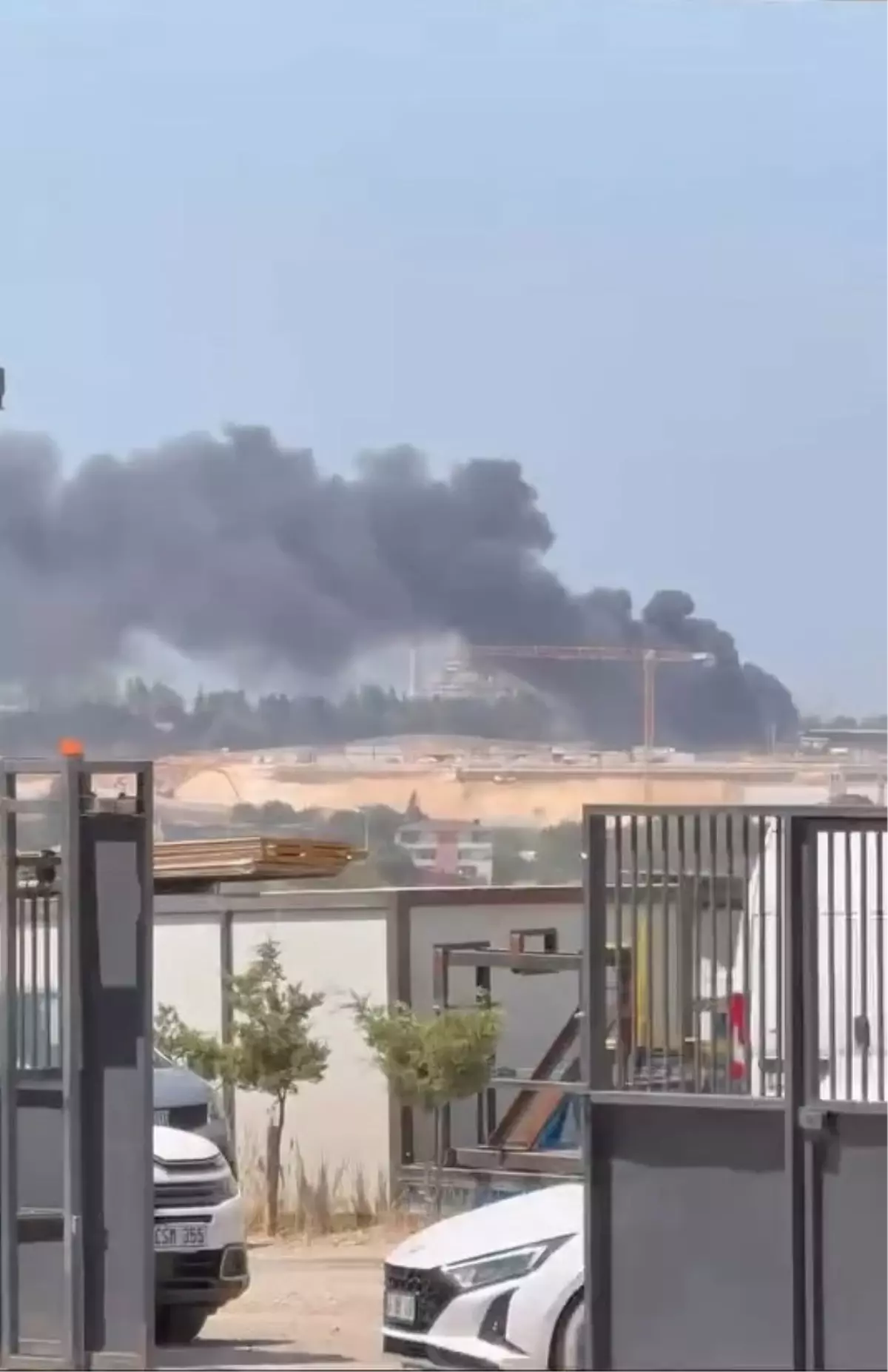 Kocaeli'de Yediemin Deposunda Yangın