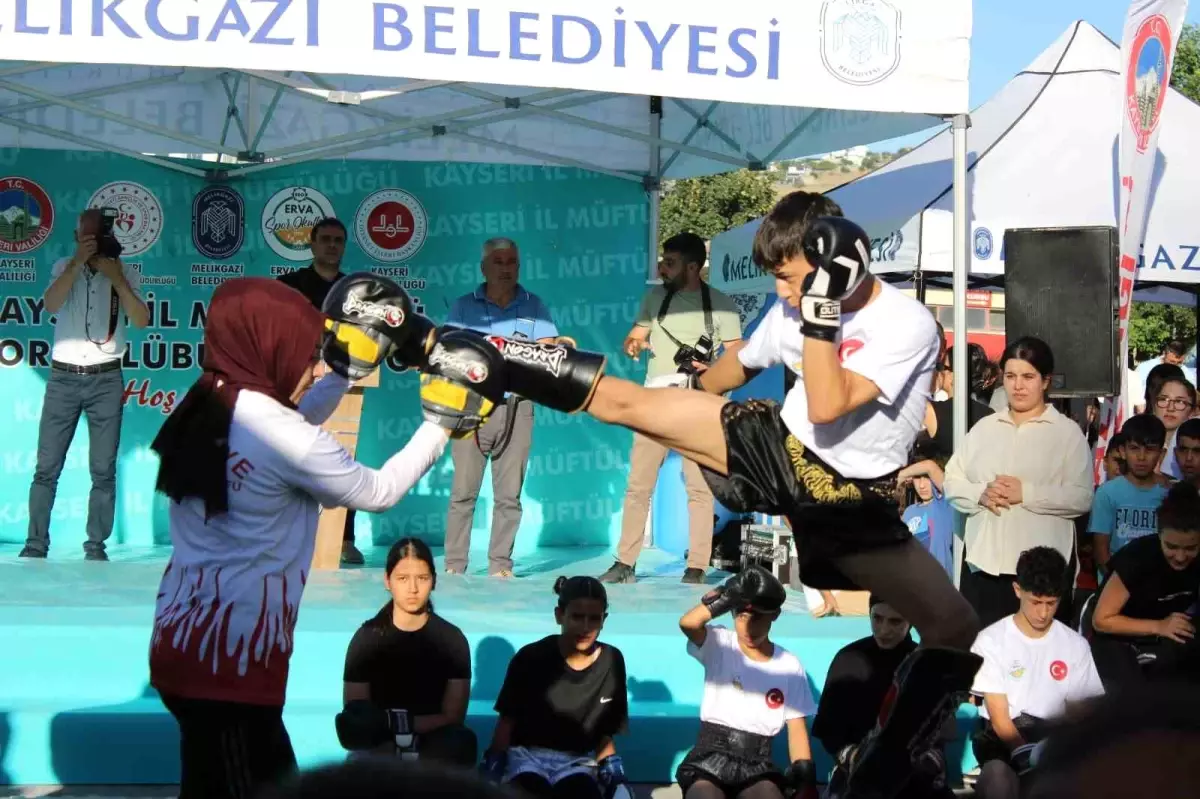 Kayseri'de Diyanet Vakfı ERVA Spor Kulübü Açıldı