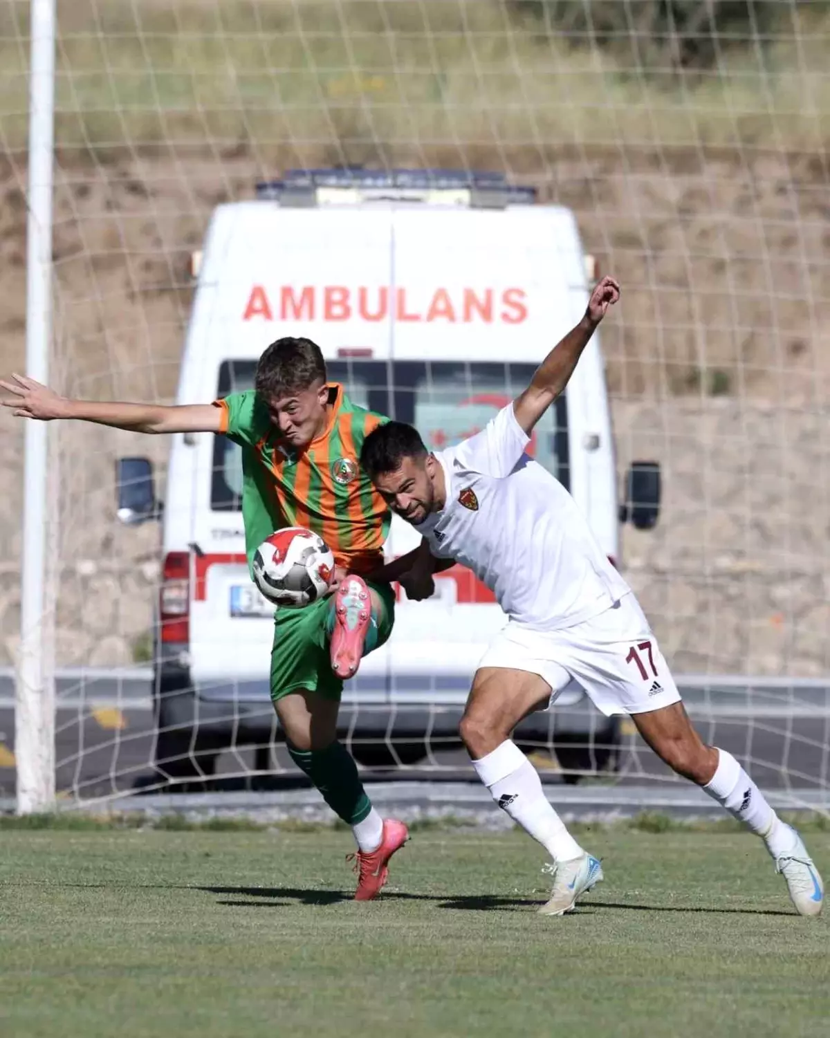 Corendon Alanyaspor, Hatayspor'u 4-0 Mağlup Etti
