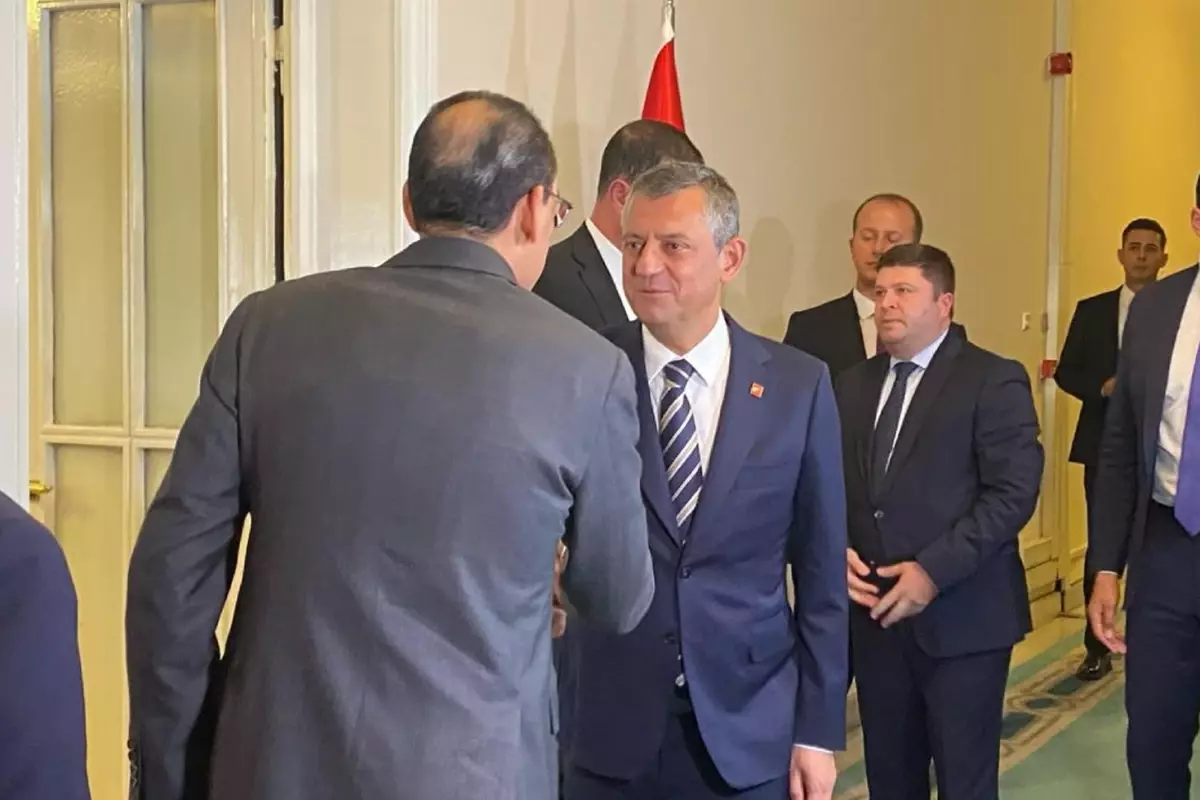 İbrahim Kalın'dan Özgür Özel ziyareti! Gündemde terörsüz Türkiye var