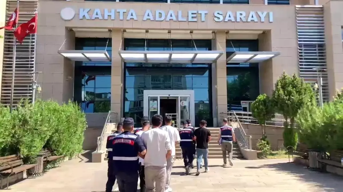 Adıyaman'da Uyuşturucu Operasyonu: 4 Tutuklama