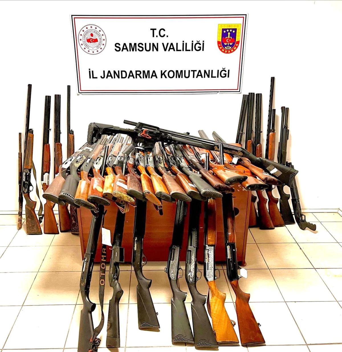 Samsun'da Silah Operasyonu: 37 Av Tüfeği Ele Geçirildi