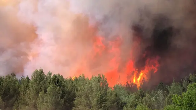 Forest fire in Karabük: 40 houses burned, 10 villages evacuated
