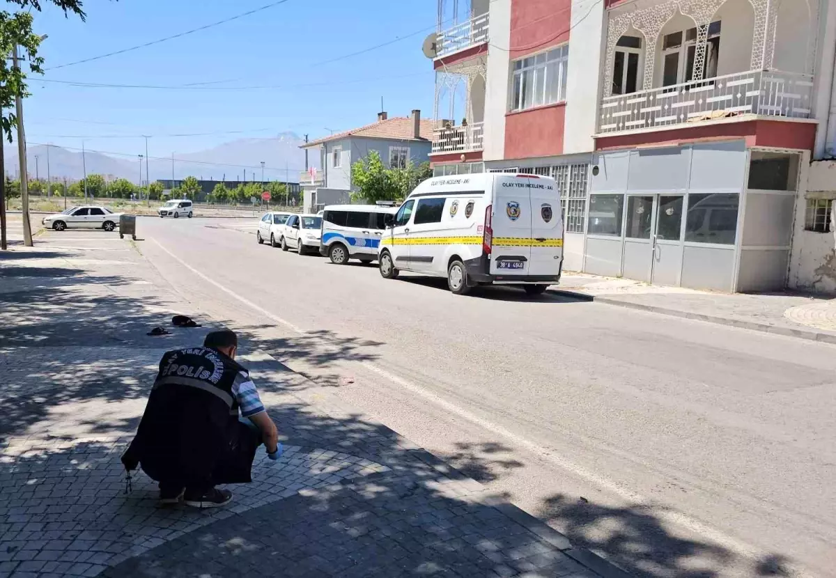 Kayseri'de Yabancı Uyruklu Gruplar Arasında Bıçaklı Kavga