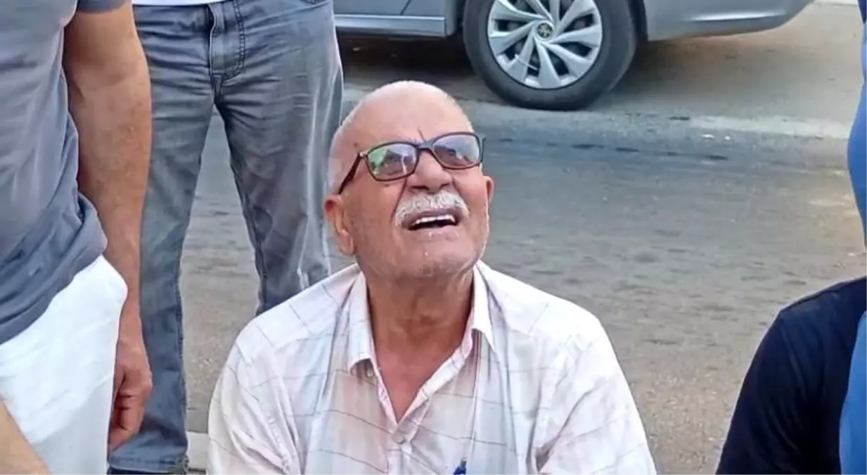 Maltepe'de Yangın: Yaşlı Adam Kurtarıldı