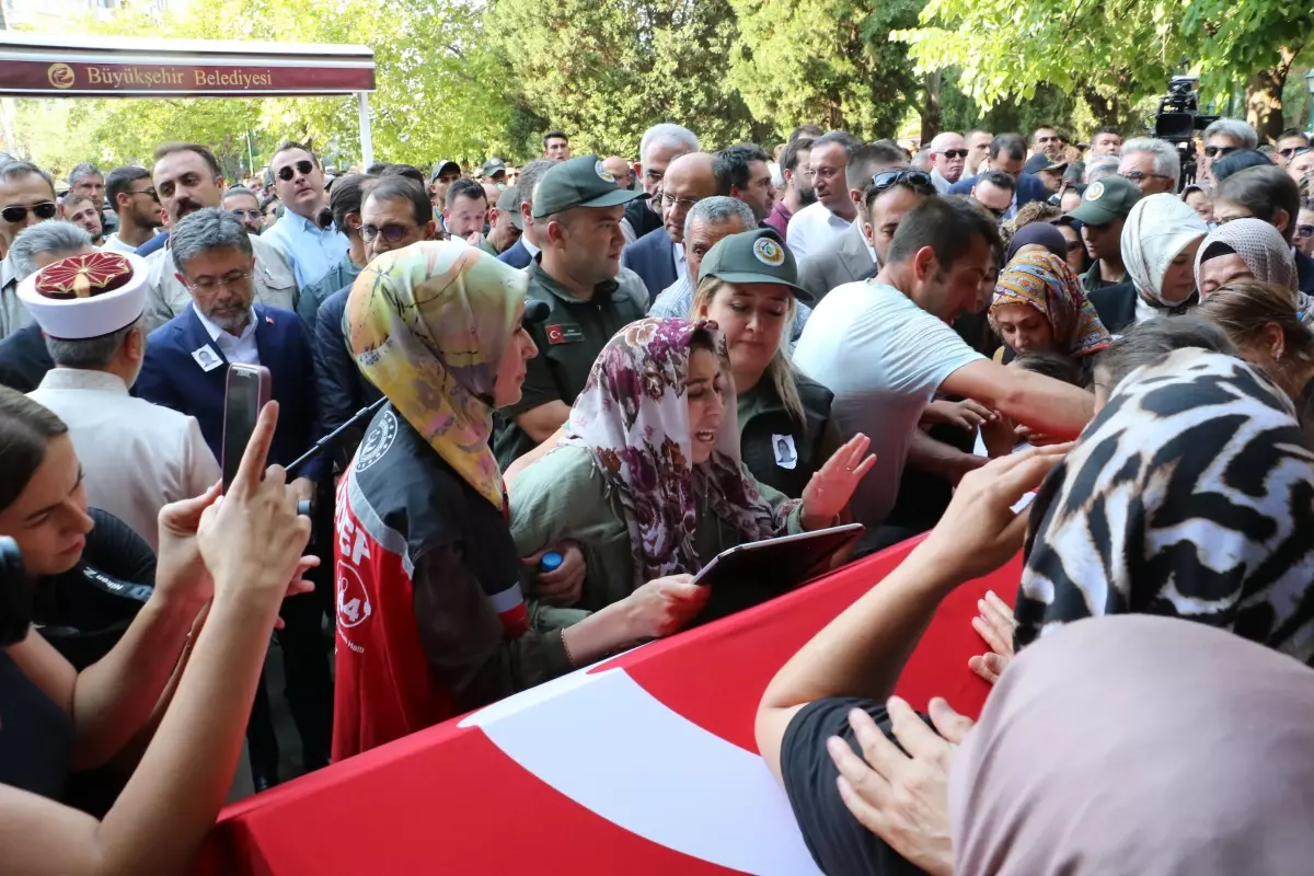 Şehit Orman İşçisi Eyüp Dereli Son Yolculuğuna Uğurlandı