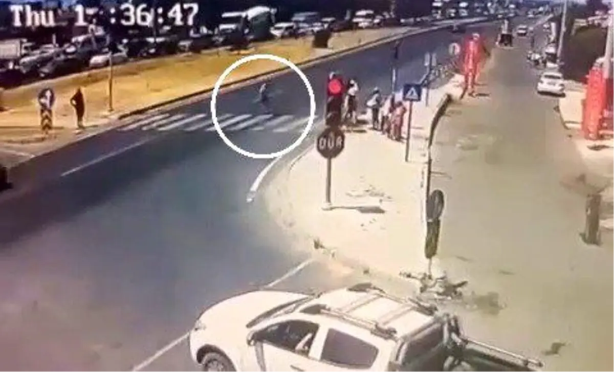 Tekirdağ'da Kırmızı Işıkta Karşıya Geçmeye Çalışan Yaya Ağır Yaralandı