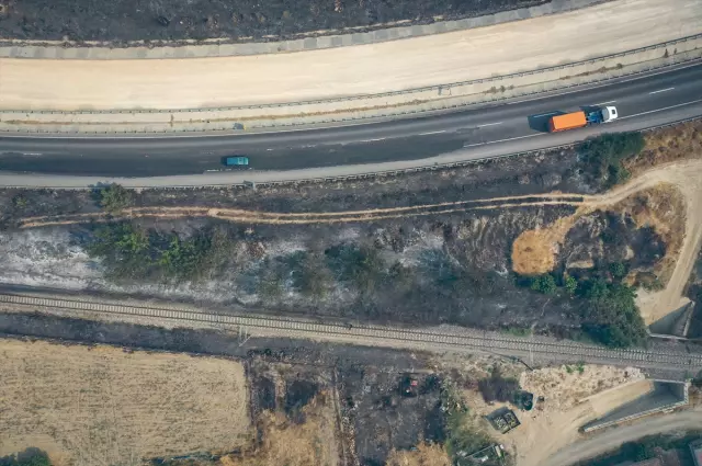 The intervention continues on the 4th day of the forest fire spreading from Sakarya to Bilecik
