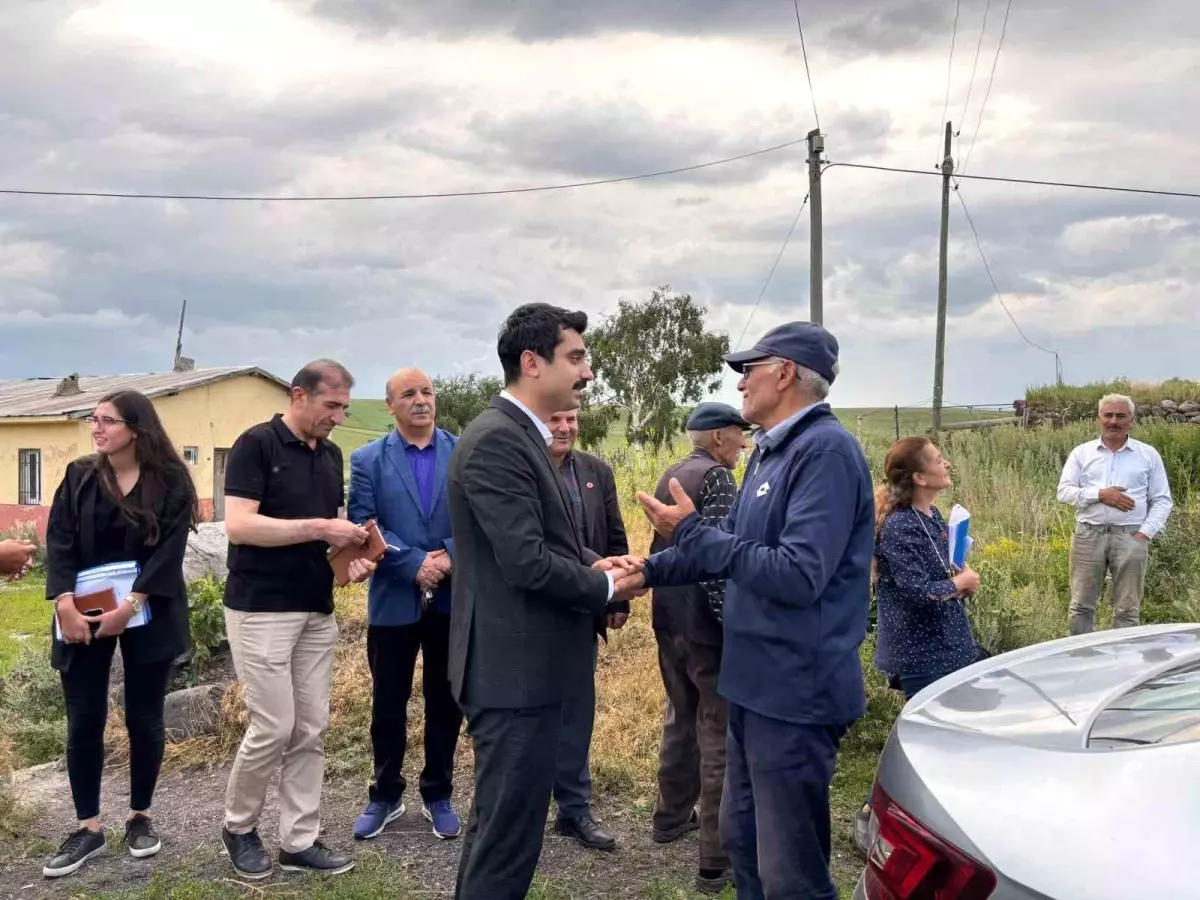 Susuz Kaymakamı, Vatandaşların Sorunlarını Yerinde Dinliyor