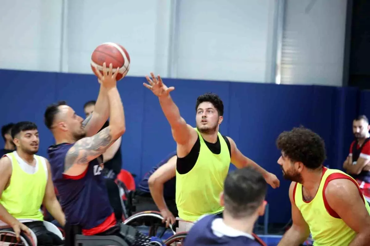 Tekerlekli Sandalye Basketbol A Milli Takımı Seçme Kampı Yalova'da Devam Ediyor