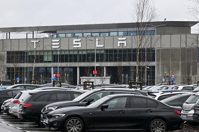 Tesla's move for an affordable car! Price and features revealed