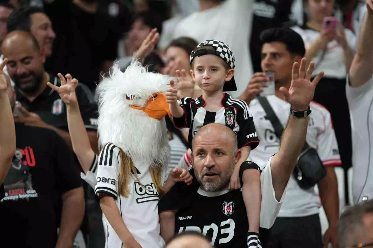 Beşiktaş, Shakhtar ile 1-0 geride