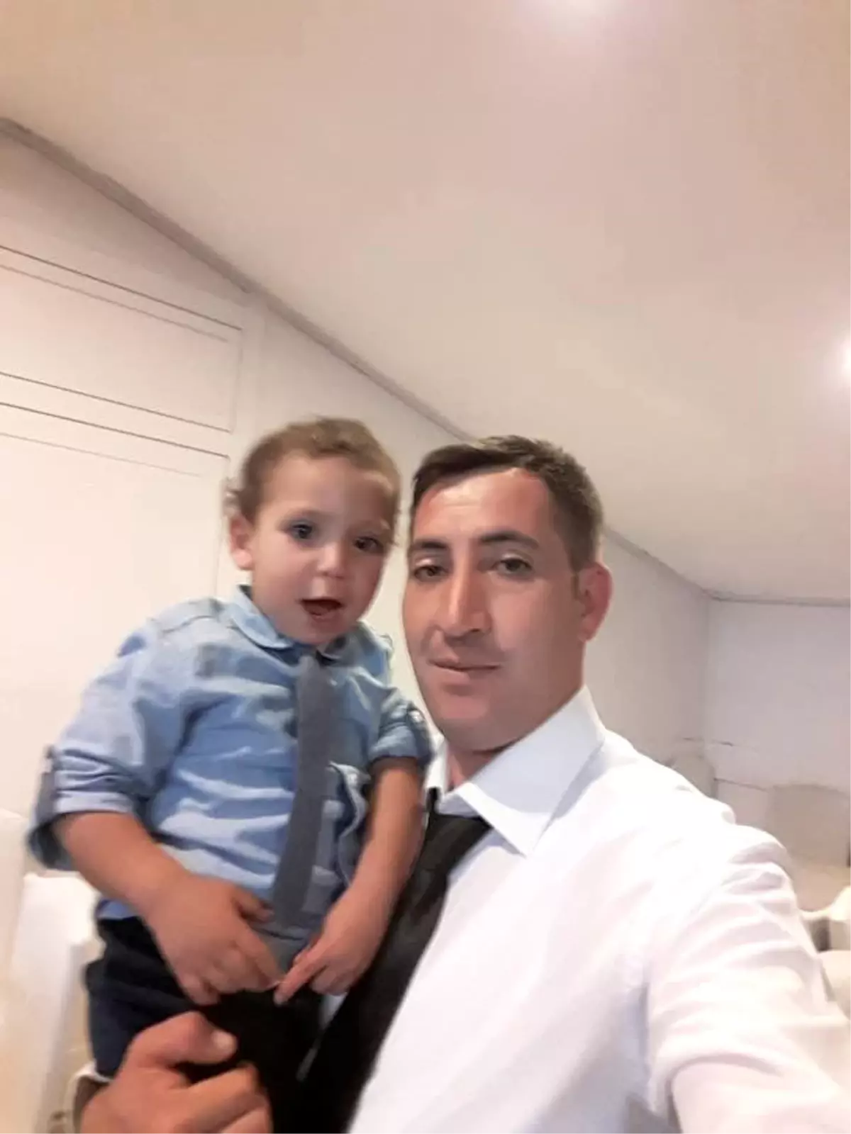 Yangında şehit olan işçinin görüntüleri yürekleri dağladı