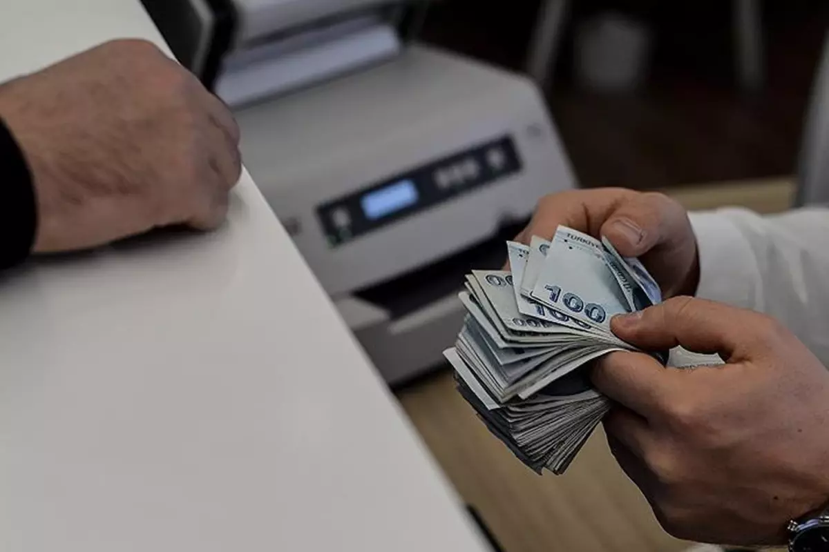 Zam talebi dudak uçuklattı: Memur-Sen yüzde 88 artış istedi