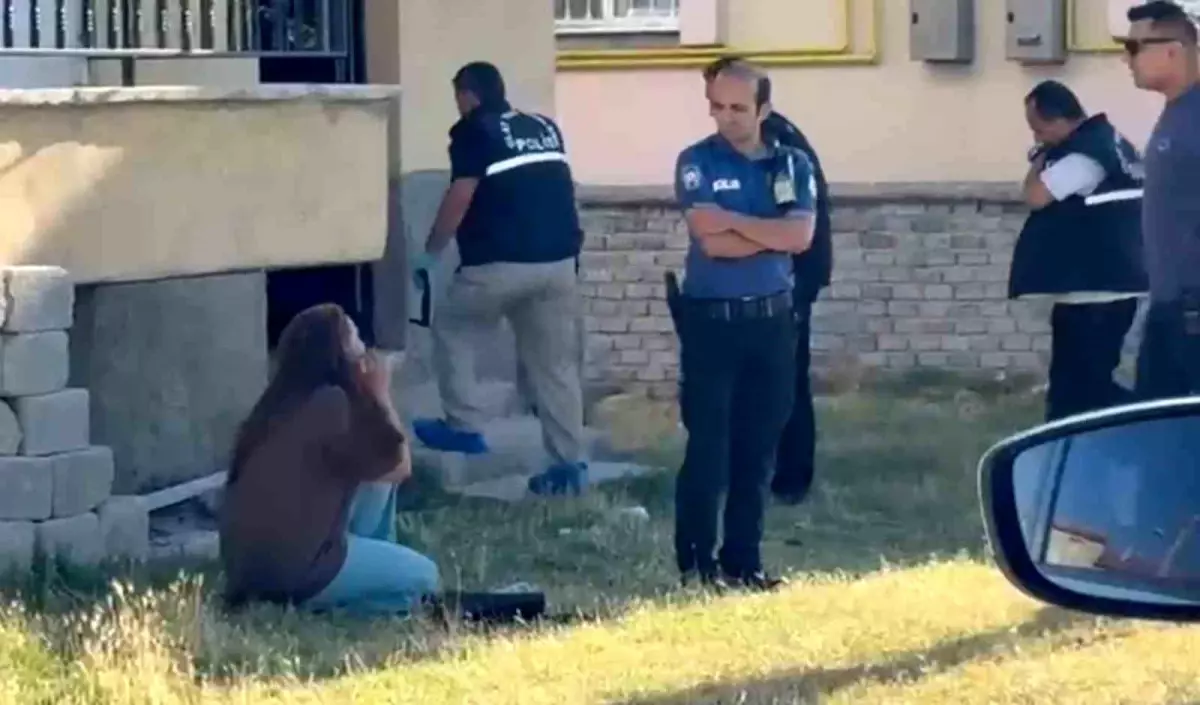Aksaray'da 17 Yaşındaki Genç Bıçaklanarak Hayatını Kaybetti
