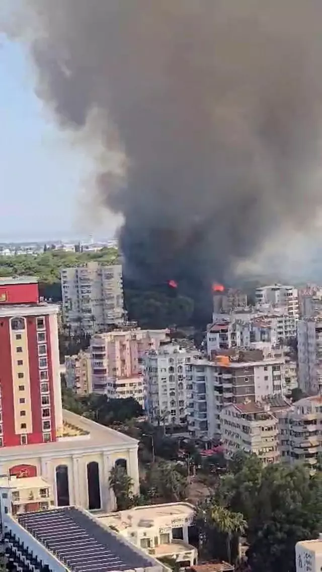 3 separate forest fires in Antalya! The flames approached residential areas