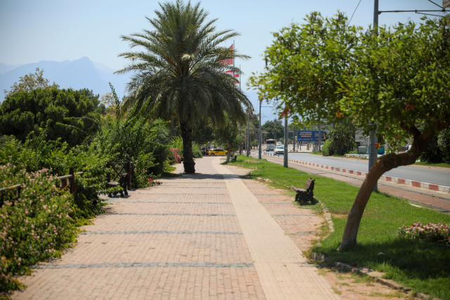 Antalya'da 95 yılın temmuz sıcaklık rekoru kırıldı