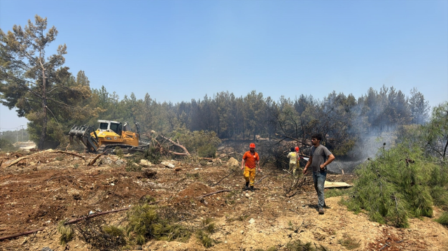 Antalya yangın son durum ne? SON DAKİKA! Antalya'daki yangınlar söndürüldü mü? Antalya yangın son durum ne? SON DAKİKA! Antalya'daki yangınlar söndürüldü mü?