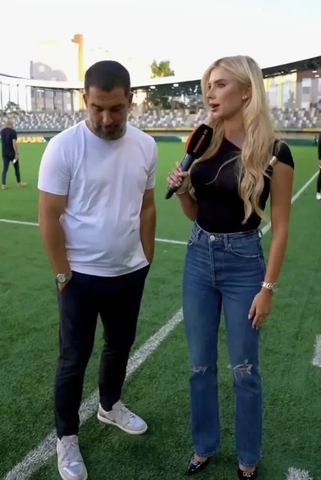 Arda Turan's attempt to avoid eye contact with the Ukrainian journalist