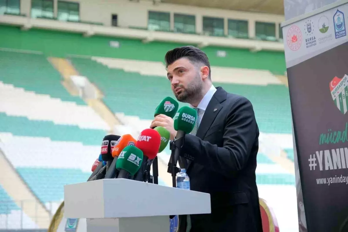 Bursaspor'da Transfer Tahtası Açıldı: 64 Dosya Çözüme Kavuşturuldu