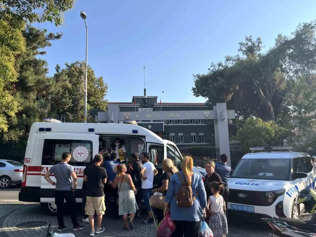 Tekirdağ Çorlu'da Bıçaklı Saldırı: Bir Kişi Yaralandı