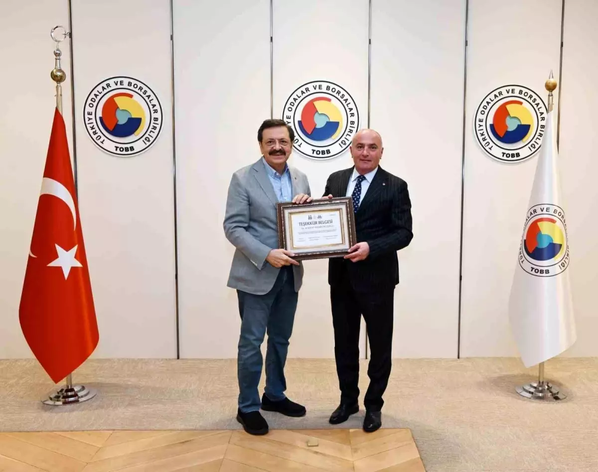 Erzurum'da Palandöken Ekonomi Forumu'na Teşekkür Belgesi