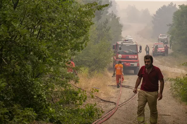 Fires in Karabük continue on the 2nd day: 14 villages evacuated, 5 personnel affected by smoke