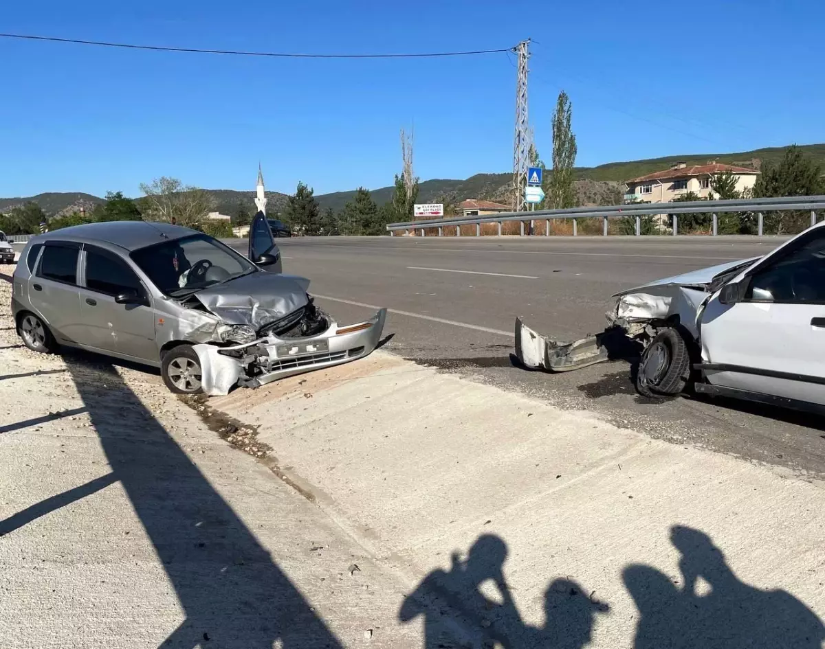 Taşköprü'de Trafik Kazası: Bir Yaralı