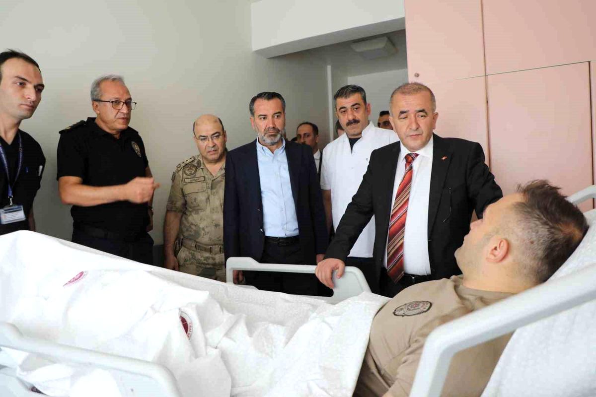 Elazığ'da rastgele ateş açan zanlı özel harekat polisince vuruldu
