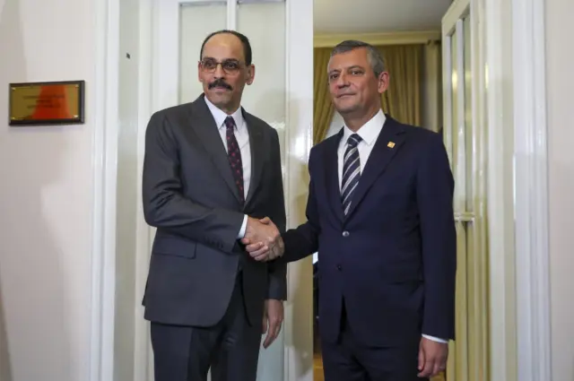 Interesting moments in the meeting between Özgür Özel and İbrahim Kalın: Only two names were allowed into the room