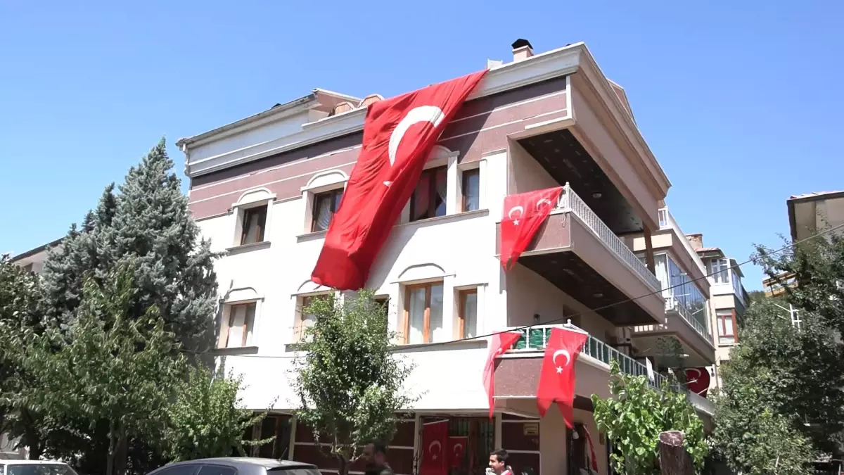 AKUT gönüllüsü Tekin Enes Sarıyıldız'ın babası: Oğlumun hayatı hep yarım kaldı
