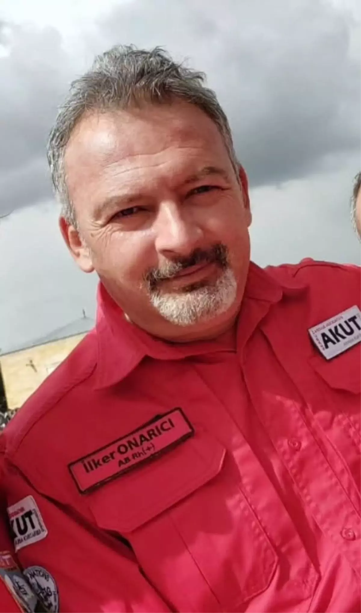 AKUT gönüllüsü İlker Onarıcı, 17 kişiyi sağ kurtardı