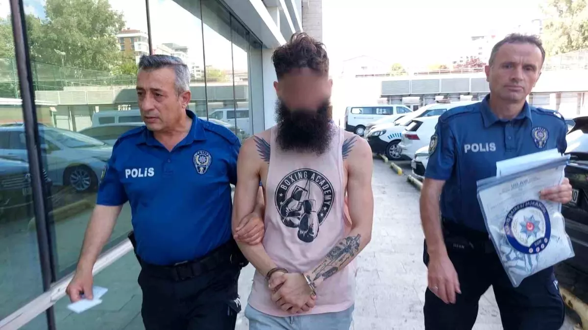 Samsun'da Bıçaklama Olayı: Sevgilisinin Akrabasını Yaralayan Şahıs Gözaltına Alındı