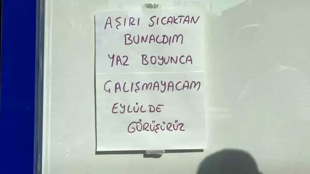 Record heat drove the shopkeeper to rebellion! He hung a note and went on vacation