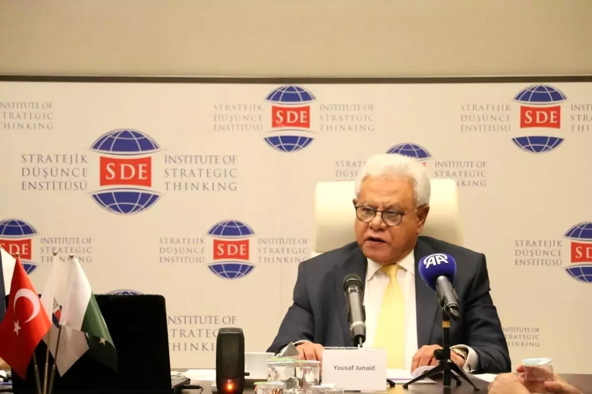 Stratejik Düşünce Enstitüsü, 'Keşmir Üzerine Pakistan-Hindistan Gerilimi' semineri düzenledi