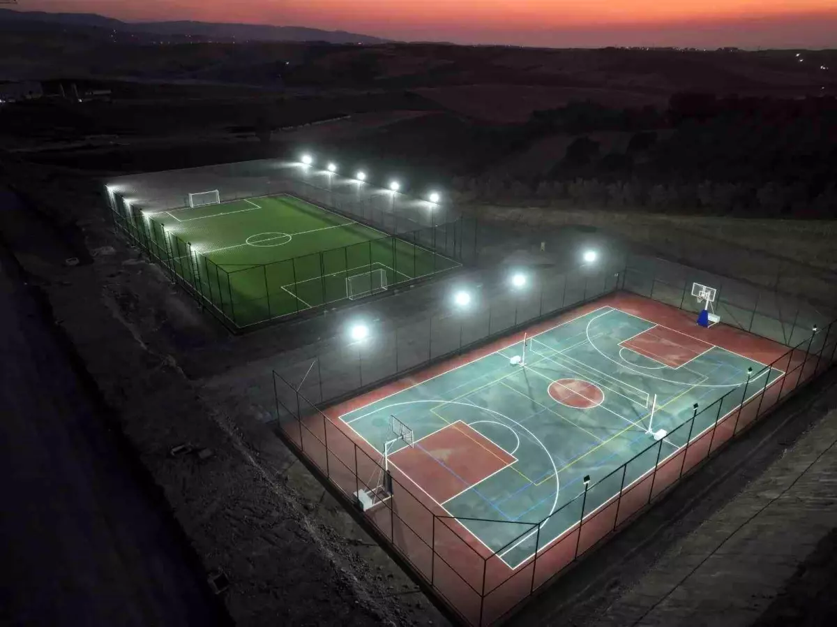 Yalova OSB'de Spor Kompleksi Açıldı