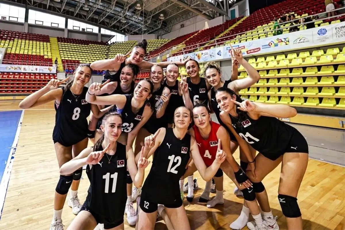 18 Yaş Altı Kız Voleybol Milli Takımı, Avrupa Şampiyonu Oldu