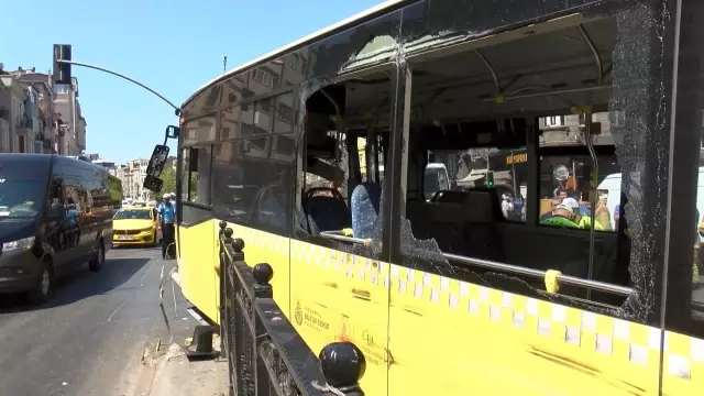 The accident where the IETT bus crashed into 10 vehicles is captured by the vehicle camera! The driver's actions are astonishing.